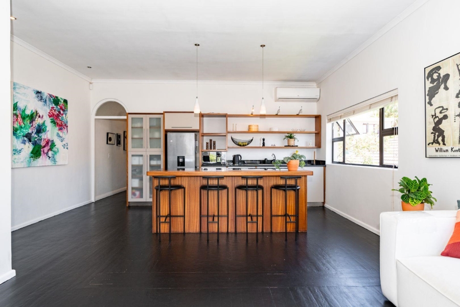 To Let 2 Bedroom Property for Rent in Vredehoek Western Cape